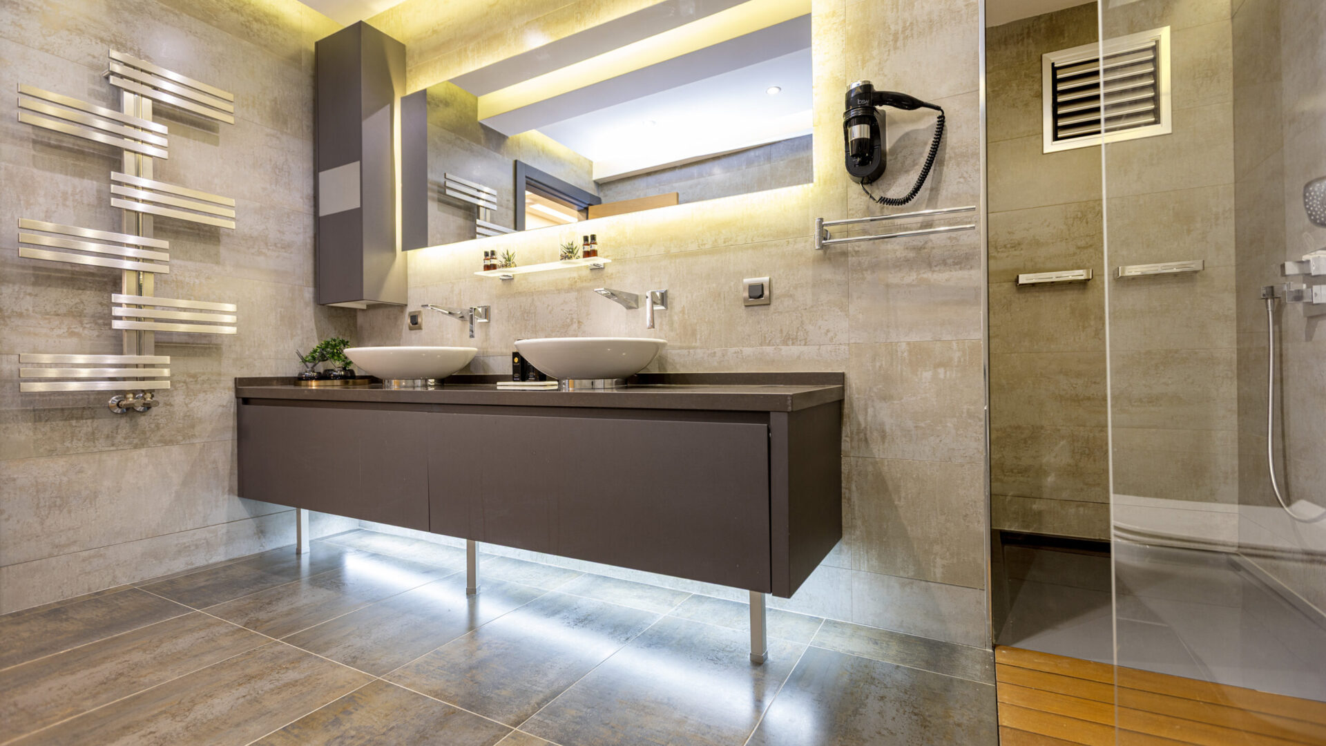 072A0907 Scaled 1920x1080