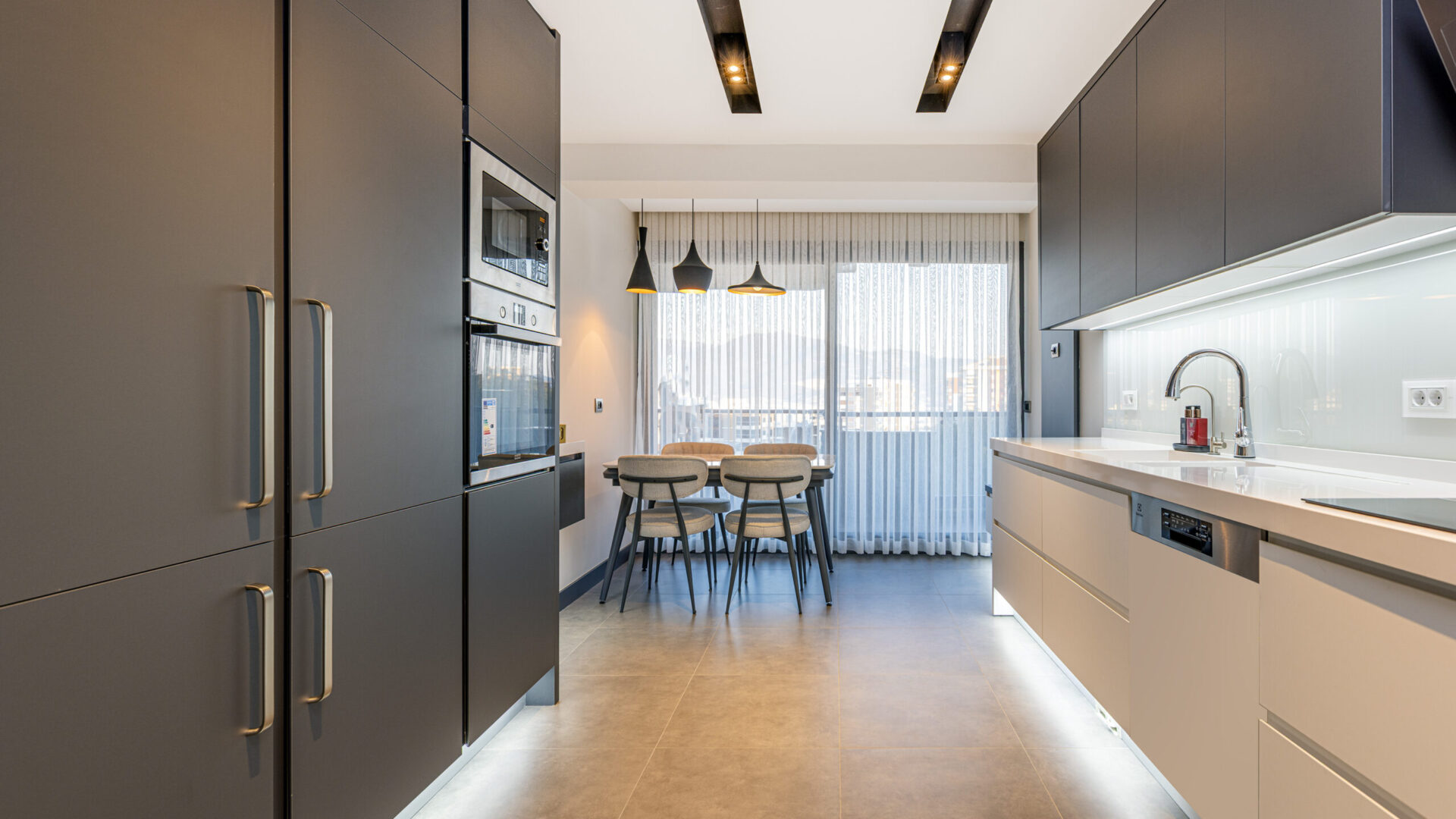 072A0912 Scaled 1920x1080