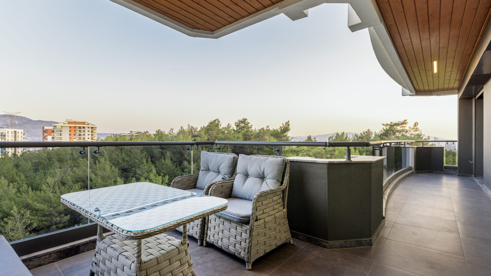 072A0944 Scaled 1920x1080