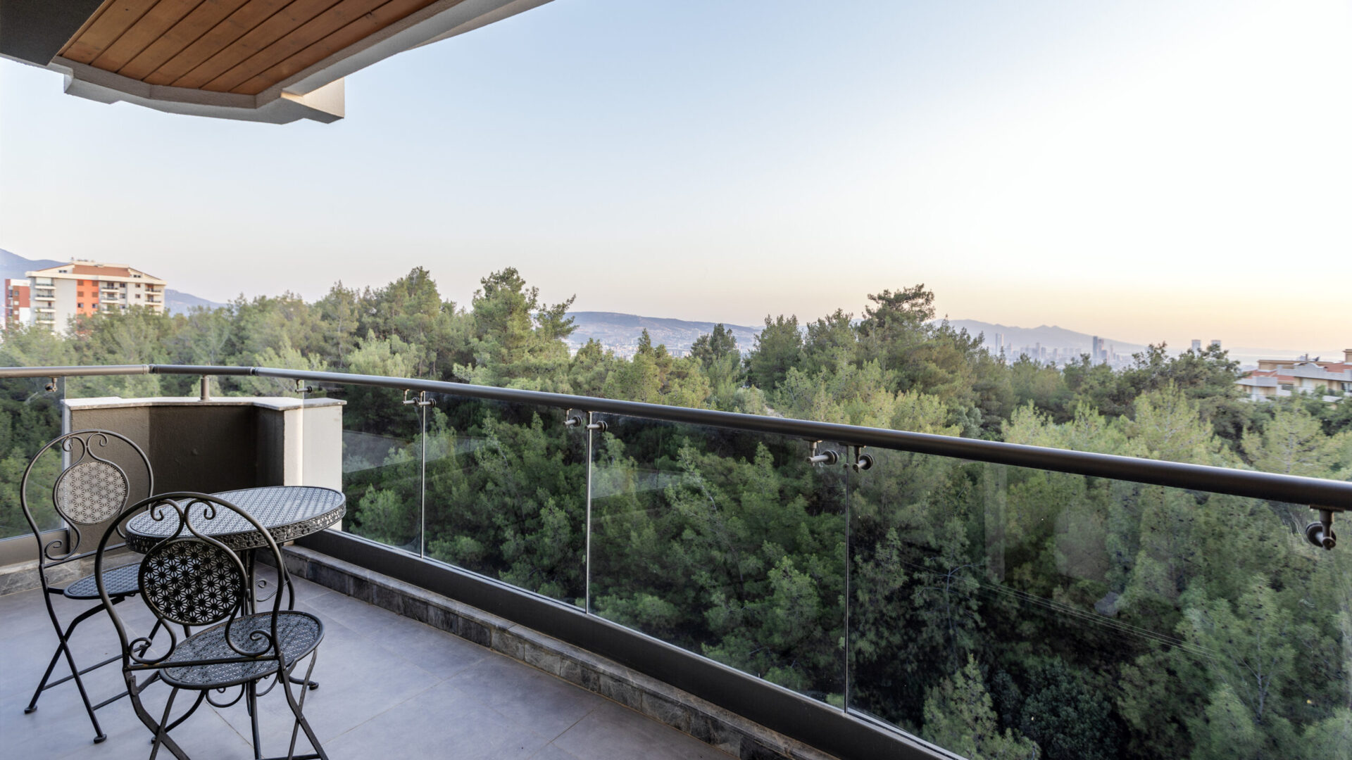 072A0948 Scaled 1920x1080