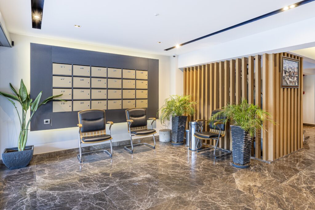 utopia suite hotel lobby in izmir